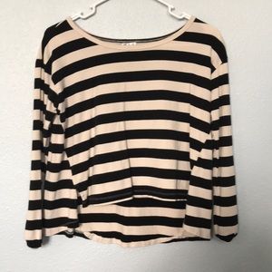 Long sleeve striped crop top